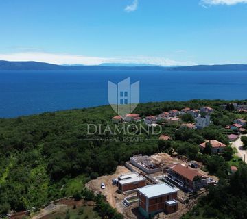 Rabac, okolica, roh bau kuća s pogledom na more - cover