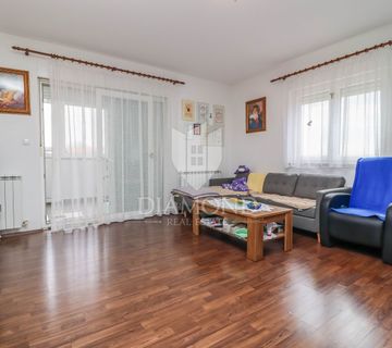 Rovinj, okolica, stan sa apartmanom na mirnoj lokaciji - cover