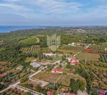 Rovinj, prostrano zemljište s pogledom na more - cover