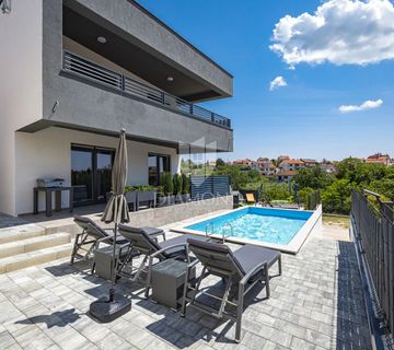 Medulin, komforna, nova villa na samo 100m od plaže - cover