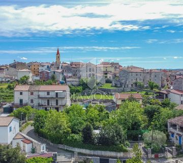 Istra, Brtonigla, stan na prvome katu s pogledom na more ! - cover