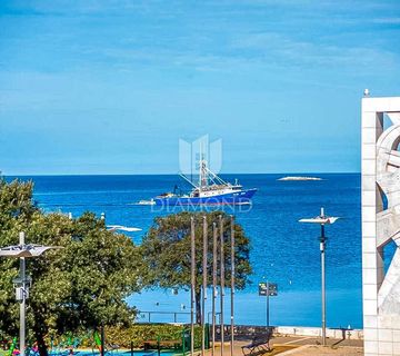 Rovinj, stan sa prekrasnim pogledom u prvom redu - cover