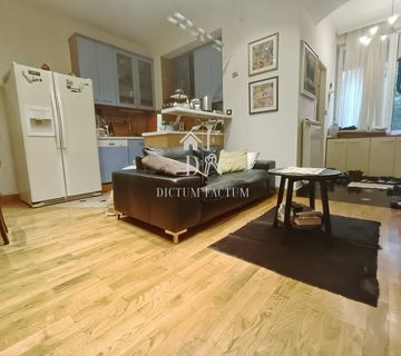 DONJI GRAD, trosoban stan, Jagićeva - cover