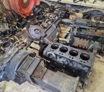 DIJELOVI MOTORA I MJENJAČA CARRARO CASE DEUTZ - cover