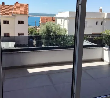 Dramalj, novogradnja, 300 m od mora, parking S1 - Dramalj, Crikvenica