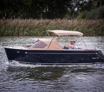 Maxima 730 - cover