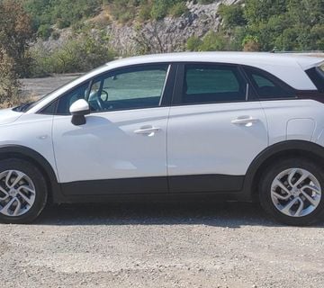 Opel Crosland X - cover