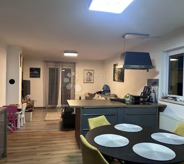 PRILIKA! Prekrasna kuća na odličnoj lokaciji - Fužine