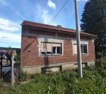 Kuća za adaptaciju s velikom okućnicom-Novi Bošnjani - Novi Bošnjani, Križevci