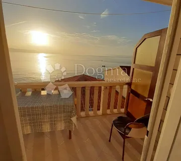 Kuća u Drašnicama, drugi red od mora - Drašnice, Podgora
