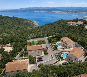 Villa B 150m od mora Šilo - Šilo, Dobrinj