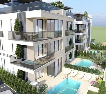 Više od luksuza: penthouse s liftom, privatnom krovnom terasom i panoramskim pogledom u prvom redu do mora - Sukošan