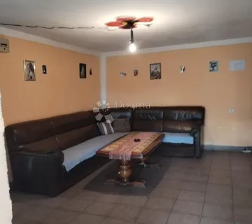 Kuća u Donjem Mekušju na prodaju - Donje Mekušje, Karlovac