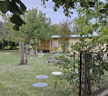 Velika parcela za veliku priču – Samatovci, 1.896 m² u centru mjesta! - Samatovci, Bizovac