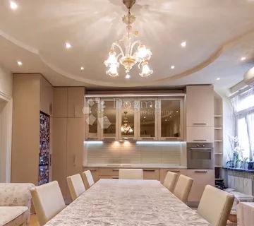 STAN CENTAR 102m2 - Zagreb