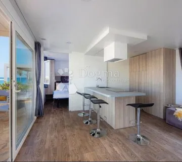 Novalja, Mobilna Kuća u Kampu 40m2 + 50m2 okućnice - cover