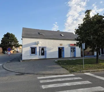 Kuća s 5 potpuno funkcionalnih poslovnih prostora – idealno za investiciju i poslovni razvoj - Beli Manastir