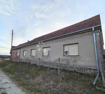 Seosko imanje u blizini Dubrave (Vrbovec) - cover