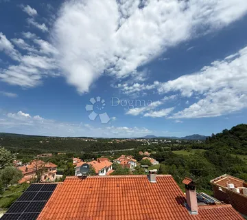 LABIN,kuća sa 3 stambene jedinice,istarskom konobom, nedaleko centra