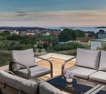 Luksuzna villa 700 m od plaže s pogledom na more i Brijune! - Fažana