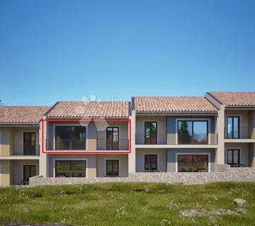 Rovinj - dvosoban stan na prvom katu na odličnoj lokaciji