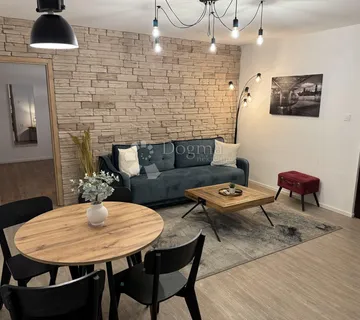 RIJEKA CENTAR STAN 82M2 - 2 APARTMANA - cover