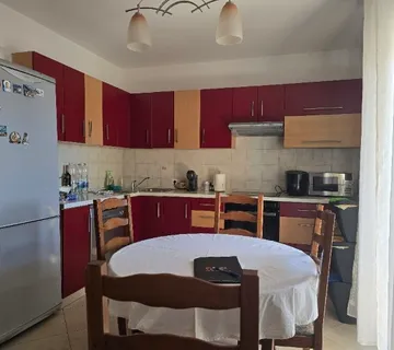 PRODAJE SE 2S+DB STAN -VIŠKOVO(blizina centra)