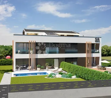ROVINJ – komforan stan, prvi kat, 300 m od mora