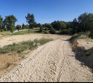Idealna parcela za gradnju obiteljske kuće – 670 m² - Gračišće