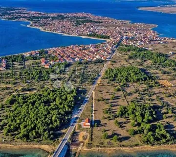 Atraktivno zemljište Vir, 485 m², blizina mora - cover