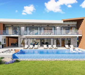 Vila Impresivne Arhitekture Nedaleko Mora - Poreč