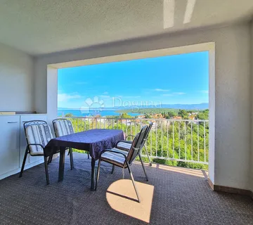 Apartman u Njivicama sa izvanrednim pogledom na more - Njivice, Omišalj