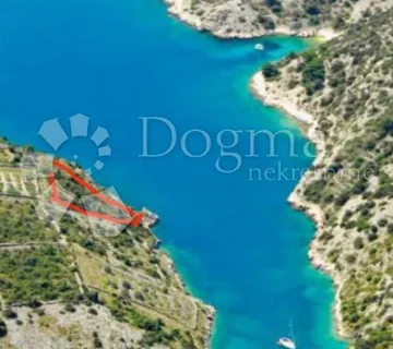 Zemljište prvi red uz more- Uvala borovicaa - Ražanj, Rogoznica