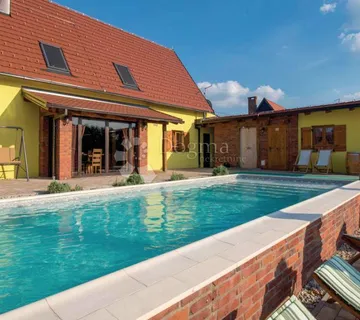 Luksuzna Kuća za Odmor s 4* Udobnostima - Kutina, Idealna Investicija!