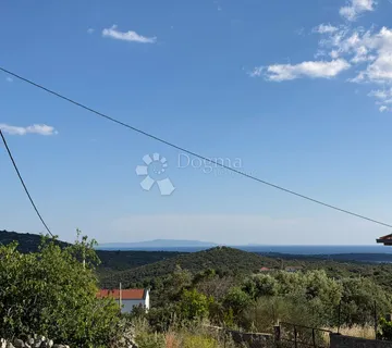 Vinišće – Građevinsko Zemljište S Pogledom Na More U Mirnom I Intimnom Okruženju - Vinišće, Marina