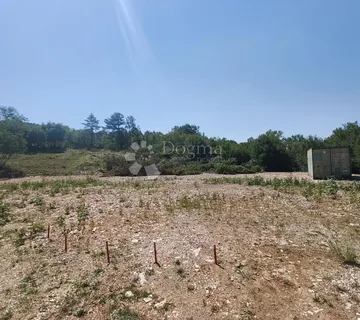 Ravan građevinski teren Grobnik - Grobnik, Čavle