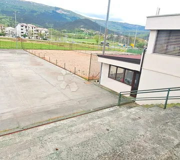 Veliko građevinsko zemljište u centru Buzeta