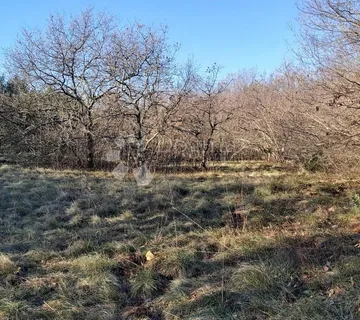 Zemljište u okolici Labina - Topid, Raša