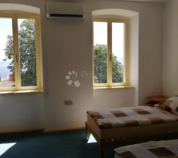 Rijeka, Kozala, uredan stan od 82 m2 za radnike