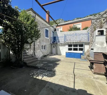 RIJETKOST! Povoljan apartman u Bribiru - Bribir, Vinodolska općina