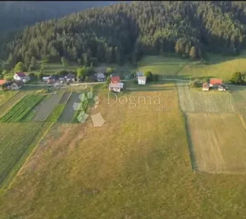 Poljoprivredno zemljište u blizini NP Plitvička jezera - Vrhovine