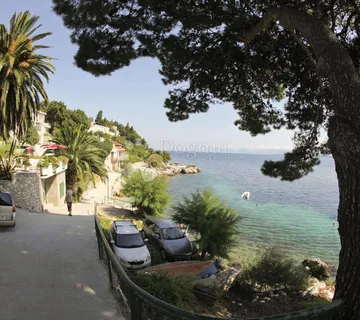 Restoran-prvi red do mora - Živogošće, Podgora