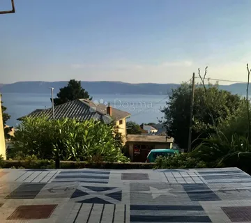 Apartman sa mirisom Mediterana - cover