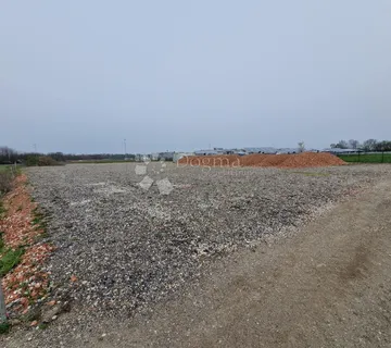 Najam građevinskog zemljišta gospodarske namjene 2.984 m² - Mala Subotica