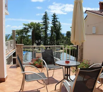 Studio apartman 100 m od mora - Ičići, Opatija