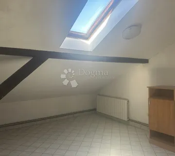 Matulji Dvije Garsonjere Sa Okućnicom
