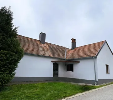 Kuća s potencijalom na odličnoj lokaciji - cover