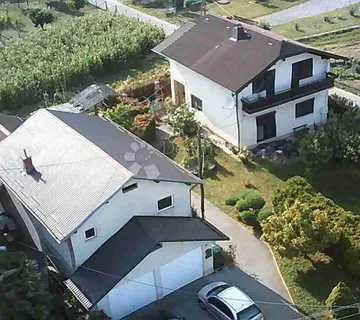 Kuća sa pomoćnim objektom svega 5 min od centra Zaboka! - Špičkovina, Zabok