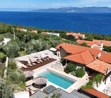 Ekskluzivno! 3d Tour! Apartmanska Kuća 700 M Od Mora - Ravni, Raša