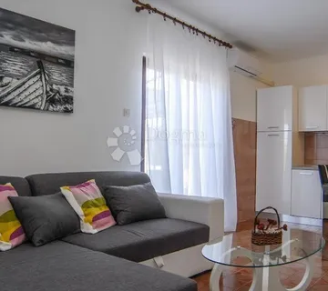 Ugljan, samostojeća kuća za dugoročni najam - Ugljan, Preko